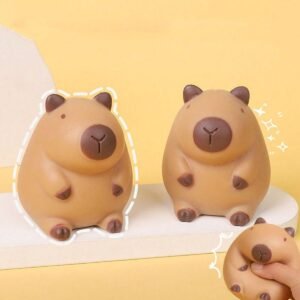 Muñeco apretable lindo de capibara